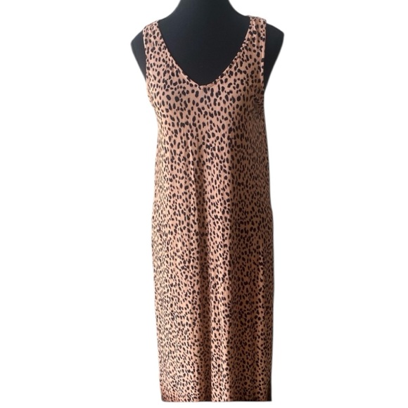 Simply Vera Vera Wang Dresses & Skirts - Simply Vera Vera Wang Leopard Print Maxi Dress